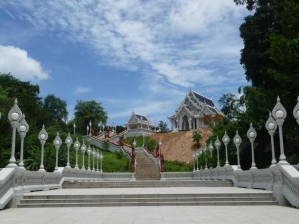 Klong Muang Inn Ban Ko Kwang Exterior photo